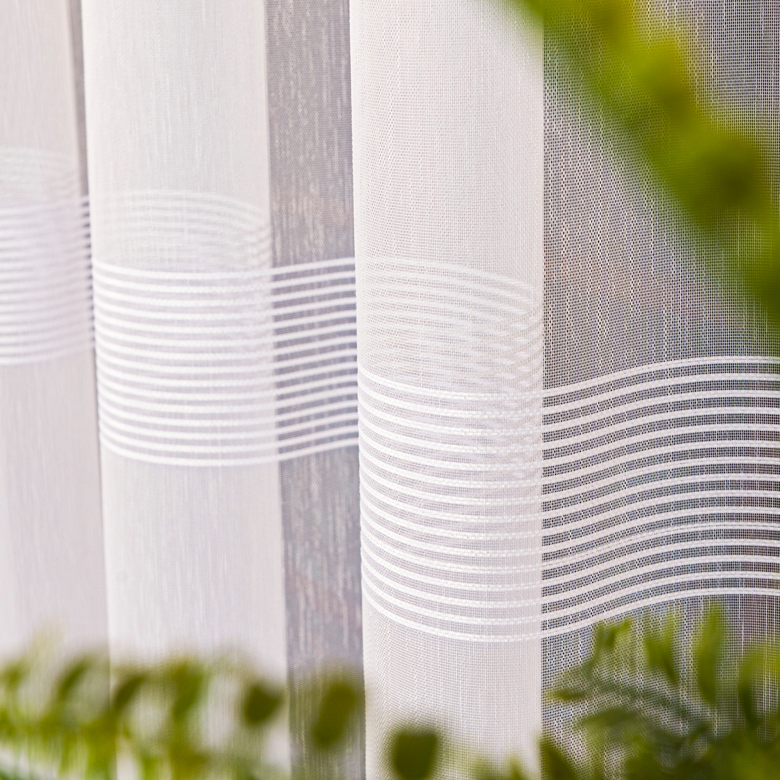 Firanka fantazyjna z ołowianką, wysokość 300cm, kolor 010 off-white