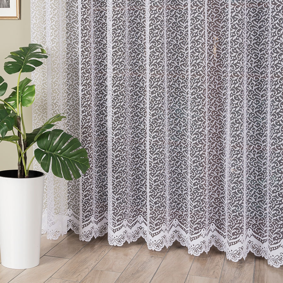 Długa firana żakardowa do salonu ze wzorem po całości w kolorze białym, wysokość 230 cm - sprzedawana na metry
