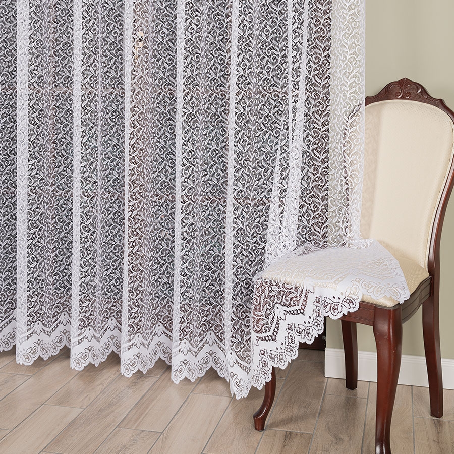 Długa firana żakardowa do salonu ze wzorem po całości w kolorze białym, wysokość 230 cm - sprzedawana na metry