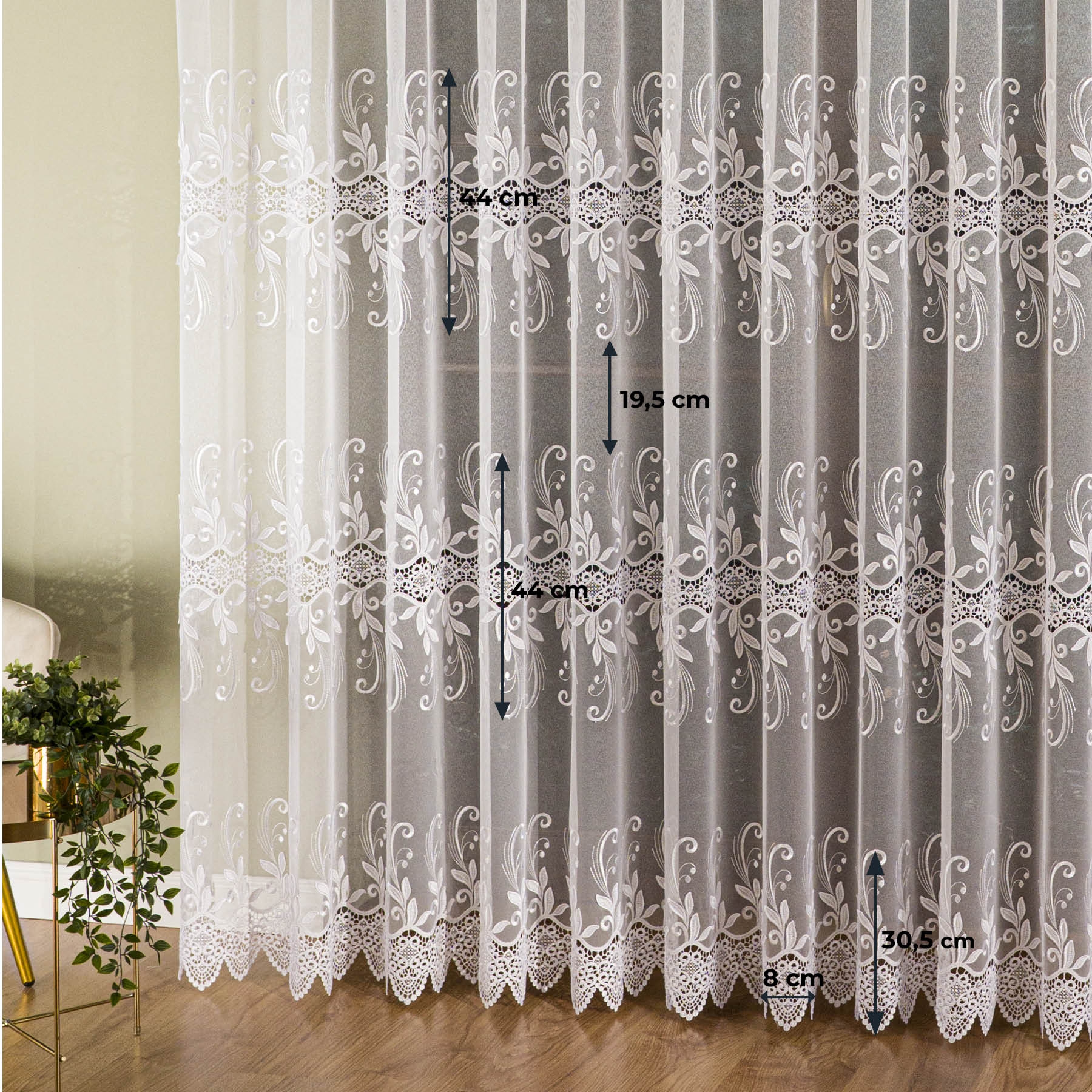 Firanka z aplikacją wysokość 250 cm kolor biały - oferowana w metrażu