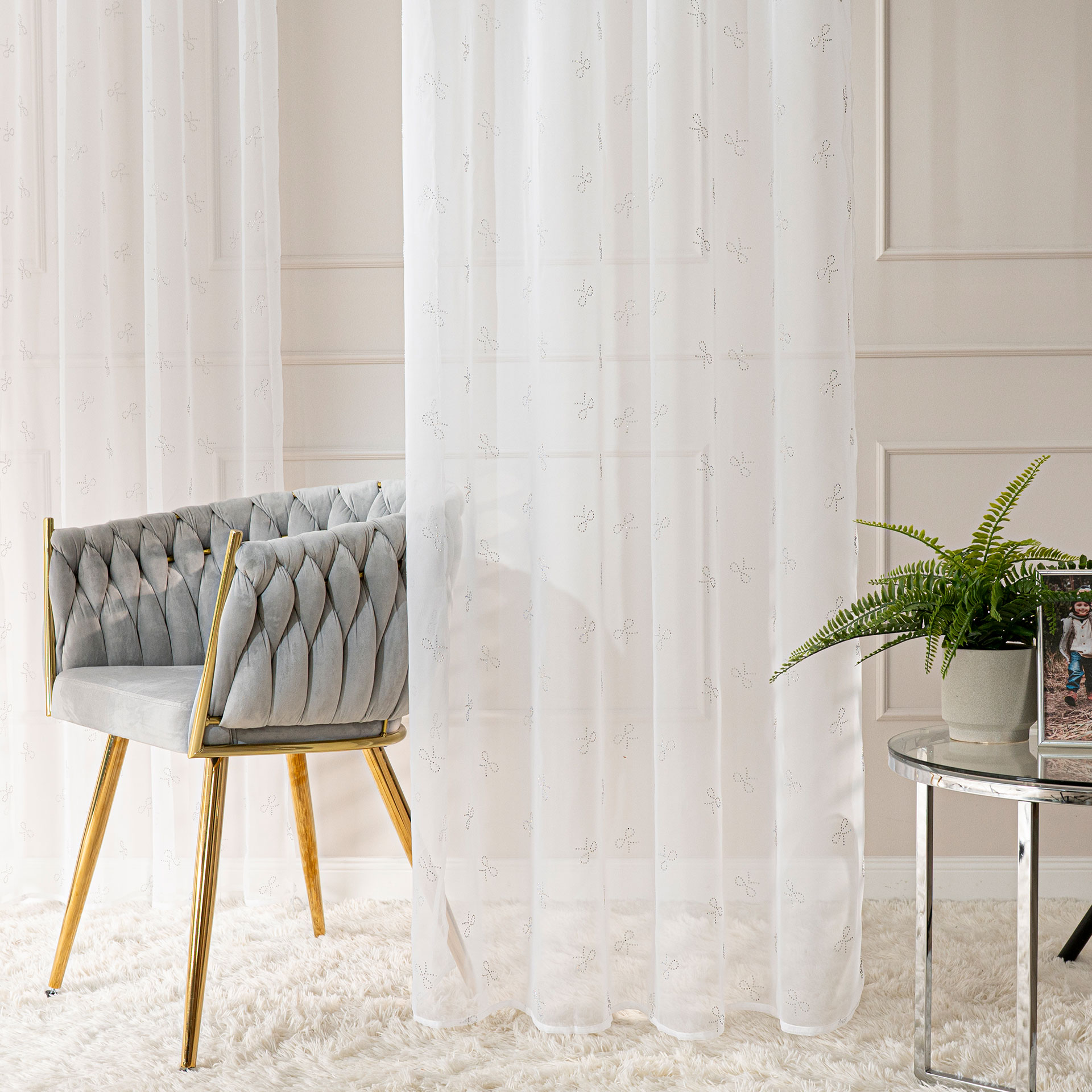 Firana do salonu na przelotkach woal z cyrkoniami w diamentowe srebrne kokardki wstążki Ribbon 140x250 cm