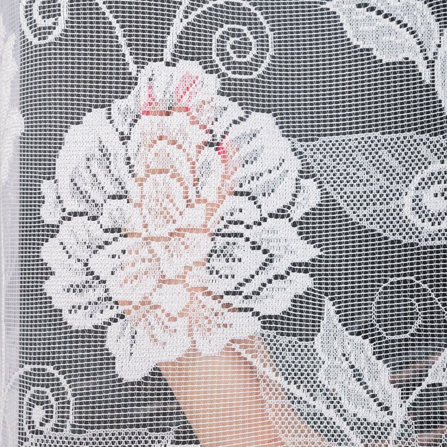 Krótka firanka gotowa  żakardowa do salonu, kuchni ze wzorem wijących się róż, kolor biały, rozmiar 300x160 cm, Nola