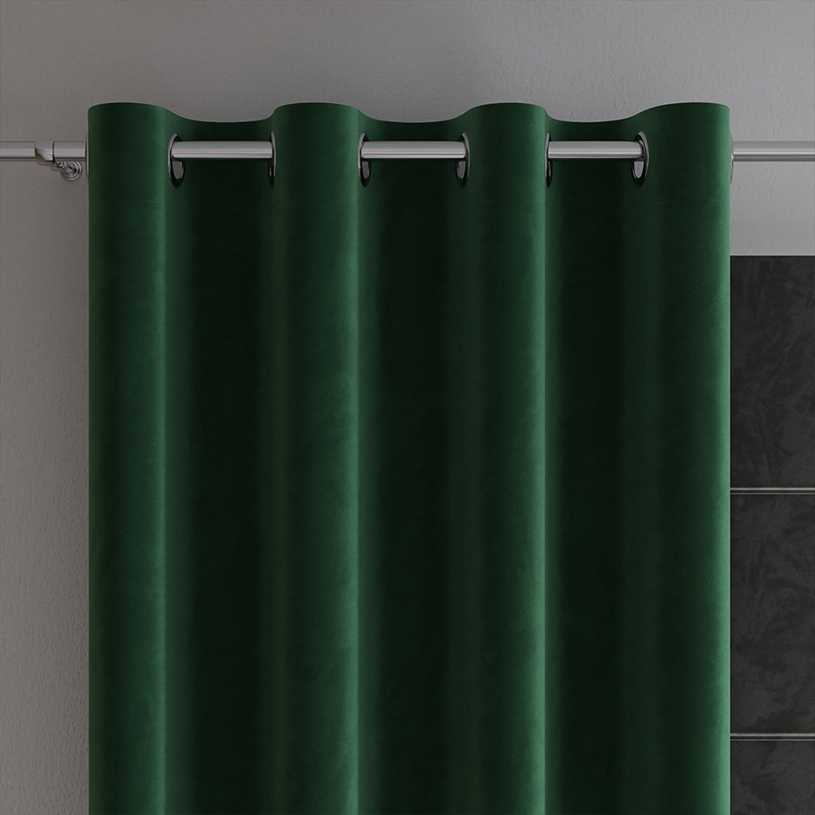 Gotowa zasłona z miękkiej welwetowej tkaniny Velvi, kolor butelkowa zieleń na przelotkach, rozmiar 140x160 cm