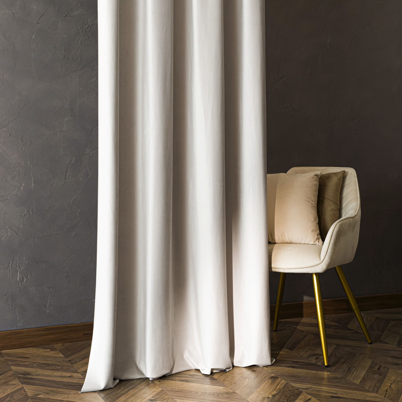 Zasłona do salonu premium welwet 80% zaciemnienia na przelotkach ciepły jasny szary, wys. 230-250 cm