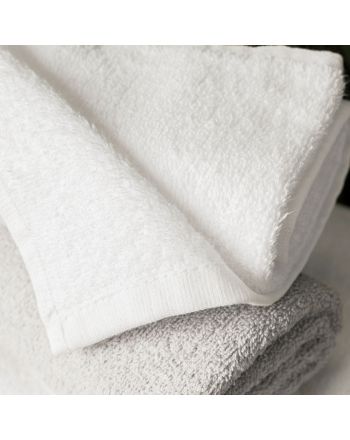 Biały klasyczny ręcznik bawełniany