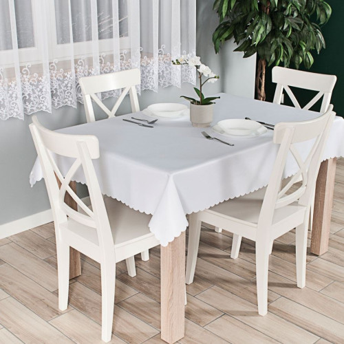 Bieżnik wodoodporny, kolor biały, 90x160 cm, Lara - wykończony chmurką