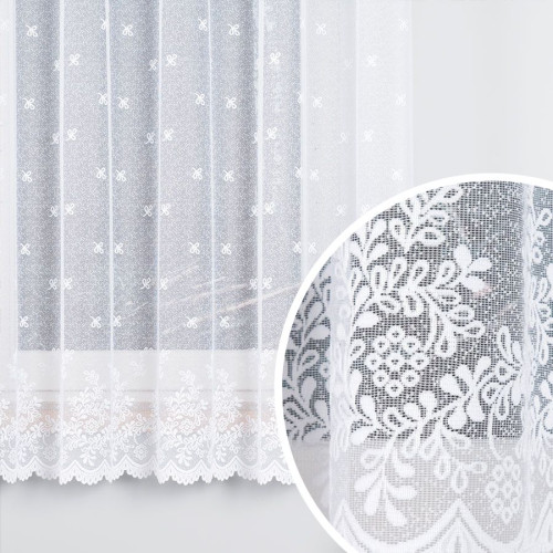 Krótka wzorzysta firanka żakardowa do kuchni, kolor biały, wzór w listki z kwiatami, oferowana w kilku wysokościach, Karolina - sprzedawana na metry