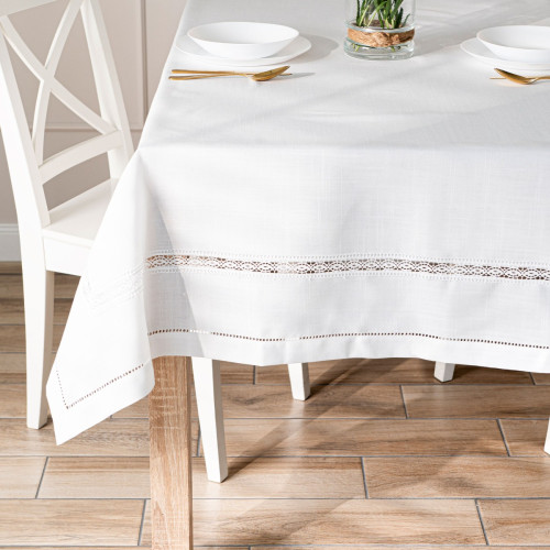Obrus z tkaniny strukturalnej z ozdobną gipiurą, kolor biały, kilka rozmiarów, Selvia