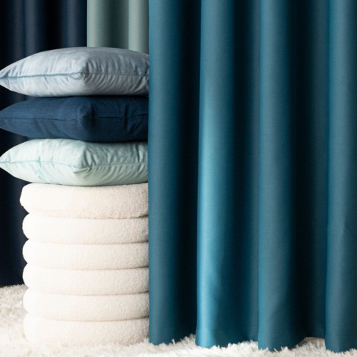 Gotowa zasłona blackout na przelotkach, 85% zaciemniająca, kolor petrol, rozmiar 140x250 cm