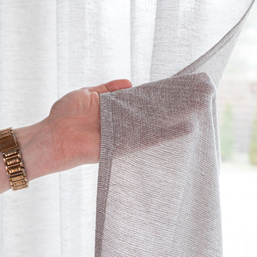 Zasłona do salonu na taśmie ze srebrną nicią kolor brunatny 145x245 cm Mirella