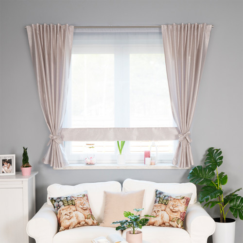 Panel firanowy z woalu ozdobiony różowym pasem, rozmiar 140x130 cm