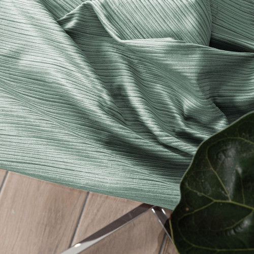 Materiał na zasłony o delikatnej strukturze przypominającej sztruks Charlotta, kolor zielony, wysokość 300 cm