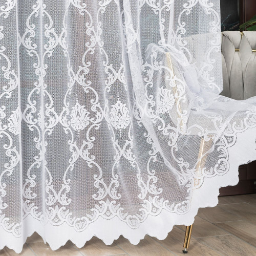 Firanka żakardowa ze wzorem ornamentowym po całości, kolor biały, wysokość do 230 cm, na przelotkach - szyta na wymiar