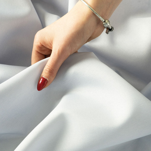 Tkanina wodoodporna typu Oxford, kolorystyka niebieska, szerokość 165 cm, Wiosenny piknik melanż - sprzedawana na metry