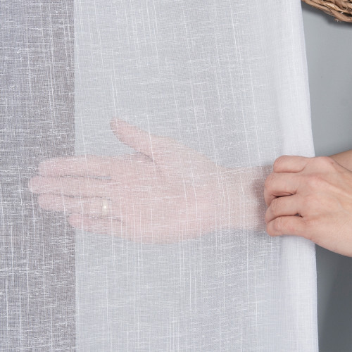 Gładka firana z batystu, kolor biały, na przelotkach - szyta na wymiar 