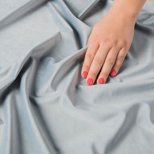 Ekskluzywna tkanina zasłonowa Velvet, wysokość 300 cm, kolor jasny niebieski - sprzedawana na metry