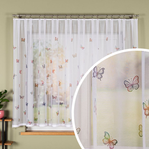 Krótka firanka żakardowa biała z kolorowym nadrukiem, dostępna w kilku wysokościach, Motylki - sprzedawana na metry 