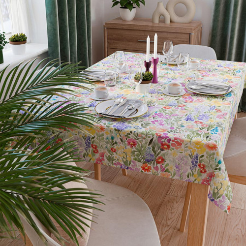 Obrus z tkaniny wodoodpornej, kolor biały z kwiatowym nadrukiem, wykończony listwą, Wiosenna łąka - szyty na wymiar