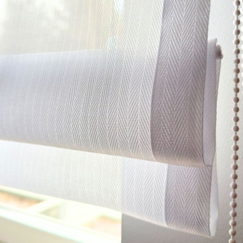 Roleta rzymska firanowa do kuchni lub salonu, ze wzorem Jodełka po całości, kolor off white - szyta na wymiar