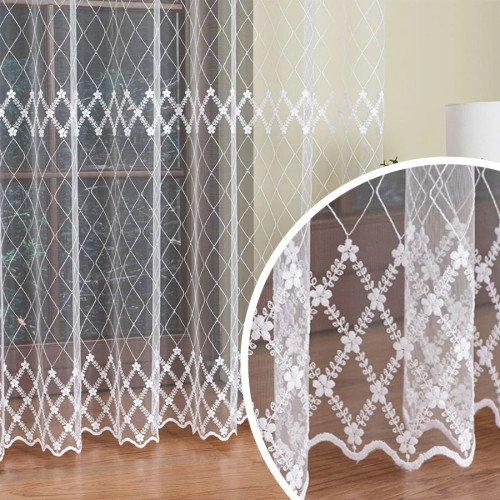 Delikatna zwiewna firanka haftowana do salonu w kolorze białym, na taśmie marszczącej, wysokość do 285 cm - szyta na wymiar