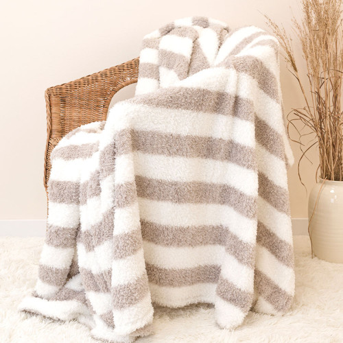 Puszysty i miękki koc w pasy beżowo-białe, rozmiar 160x200 cm, Gala