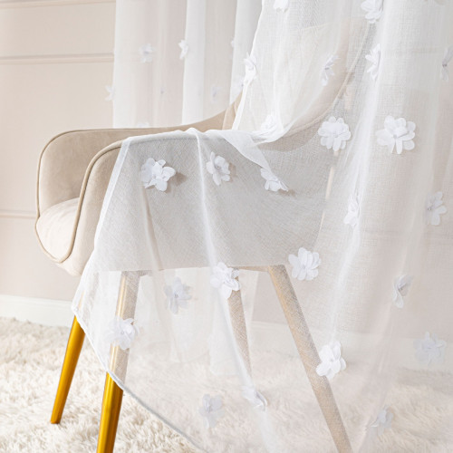 Biała firana Perła na przelotkach 140x250 do salonu