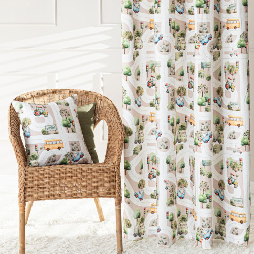 Gotowa zasłona do pokoju dziecka na taśmie, Ulice z autami kolor beżowy, rozmiar 140x250 cm
