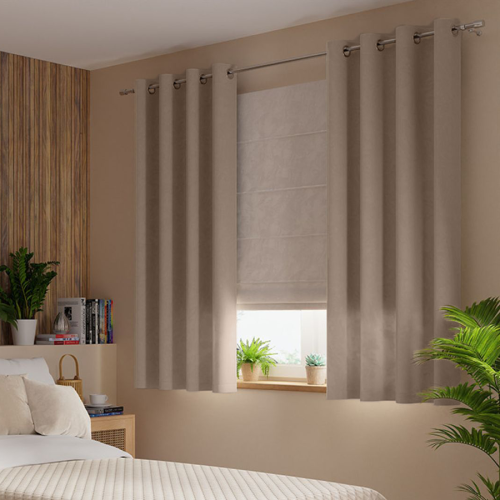 Zasłona do sypialni na przelotkach Velvi, kolor kaszmirowy ciemny kremowy 140x160 cm