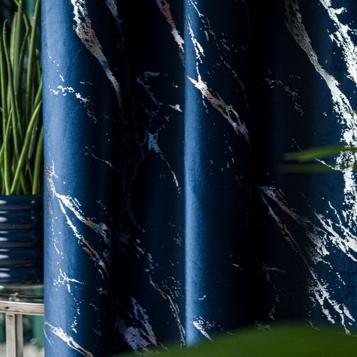 Welwetowy materiał na zasłony ze srebrnym marmurowym nadrukiem, kolor granatowy, wysokość 300 cm, Marma - sprzedawany na metry