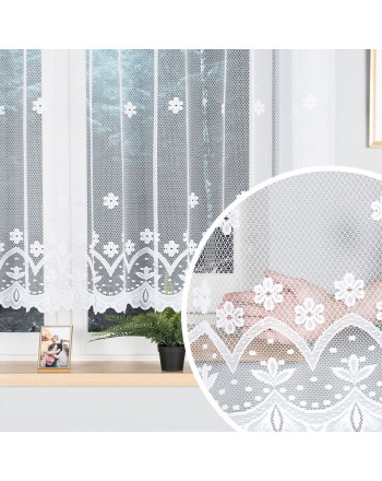 Krótka firanka żakardowa ze wzorem kwiatowym do kuchni, kolor biały, oferowana w kilku wysokości - sprzedawana na metry