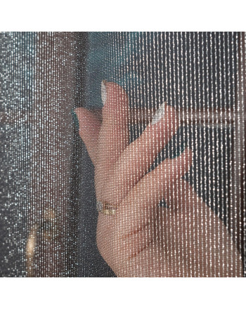 Czarna firana ozdobiona srebrną nitką z ołowianką, wysokość 305 cm, kolor 017