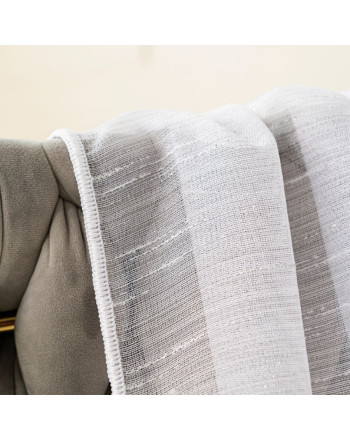 Długa firana do salonu o strukturze deszczyku, kolor biały ze srebrną nitką, wysokość 300 cm, Neve - sprzedawana na metry