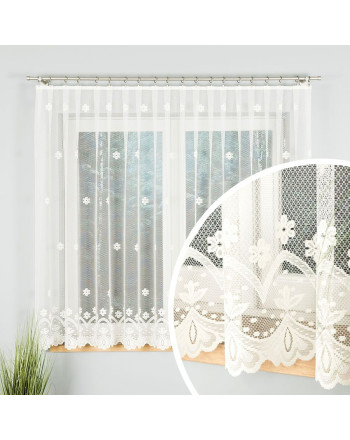 Krótka firanka żakardowa ze subtelnym wzorem kwiatowym, kolor kremowy, dostępna w 2 wysokościach - sprzedawana na metry