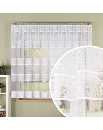 Krótka firanka żakardowa z nowoczesnym wzorem pasowy, kolor biały, oferowana w 2 wysokościach - sprzedawana na metry