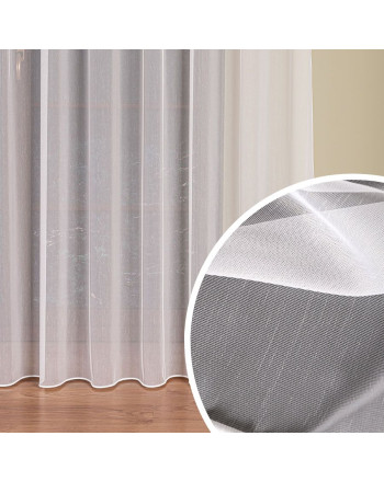 alt="Biała firana z błyszczącej siateczki deszczyk z ołowianką, wysokość 300 cm, zawieszona w salonie"