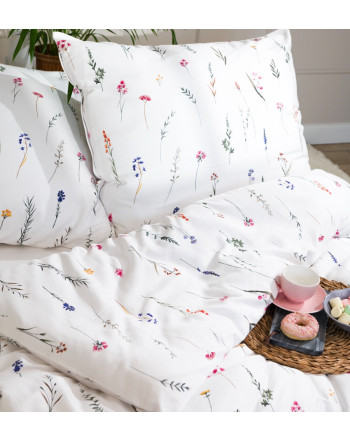 Komplet pościeli z bawełny satynowej, białej z delikatnym nadrukiem polnych kwiatów, dwa rozmiary Ingrid