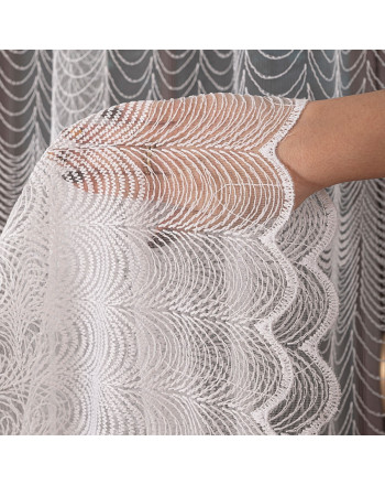 Krótka firanka do salonu z falistym haftem w kolorze białym, wysokość 180 cm - sprzedawana na metry