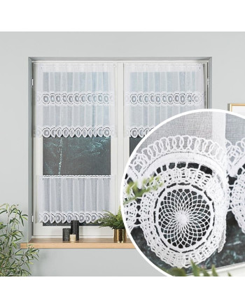 Zazdrostka z etaminy z aplikacją ze wzorem pasowym, kolor biały, oferowana w trzech wysokościach- sprzedawana na metry