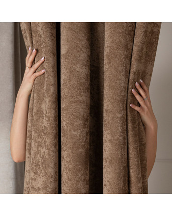 Zasłona do salonu, welurowa na przelotkach, kolor jasny brązowy, rozmiar 140x260 cm