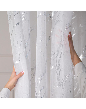 Firana gotowa na przelotkach, kolor biały ze srebrnymi przetarciami imitującymi marmur, rozmiar 140x250 cm, Srebrny marmurek
