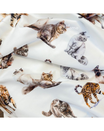 Materiał na zasłony do pokoju dziecięcego Kociaki, kolor biały, szerokość 150 cm - sprzedawana na metry