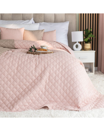 Narzuta na łóżko z pikowanym wzorem Molly, kolor pudrowy róż, dostępna w 2 rozmiarach