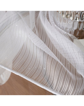 Długa biała firana z ołowianką do salonu, ozdobiona srebrnymi cekinami, na taśmie wave, wysokość do 290 cm. Eleni - szyta na wymiar