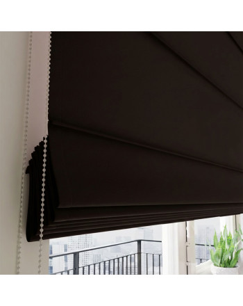 Roleta rzymska typu blackout do kuchni, kolor chłodny brązowy - szyta na wymiar
