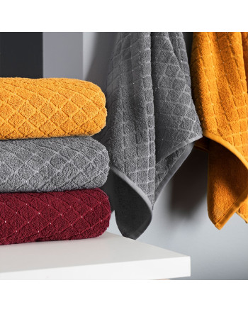 Czerwony burgundowy ręcznik bawełniany Oliwier