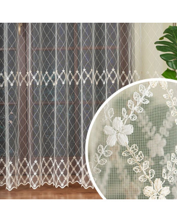 Zwiewna delikatna kremowa firanka z haftem w kolorze biało-beżowym, na taśmie marszczącej, wysokość do 285 cm - szyta na wymiar