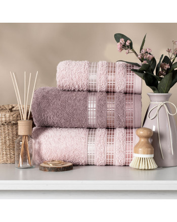 Bawełniany ręcznik frotte w kolorze liliowym, 2 rozmiary, Luxury