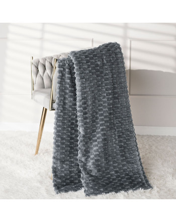 Puszysty i miękki wytłaczany koc, kolor ciemny szary, oferowany w dwóch rozmiarach, Mikos