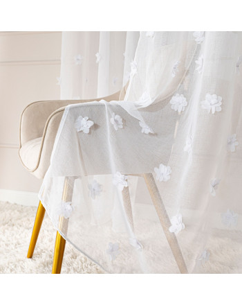 Biała firana Perła na przelotkach 140x250 do salonu