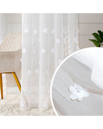 biała firana haftowana Perła na metry, etamina z kwiatami 3D i perłami, wysokość 290 cm, ze zbliżeniem wzoru